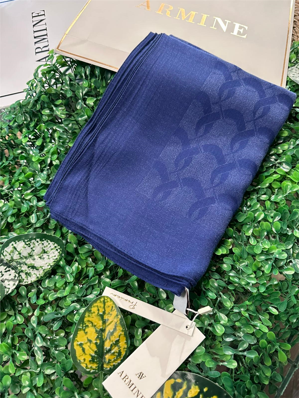 ARMİNE LYOCEL CUPRA ŞAL