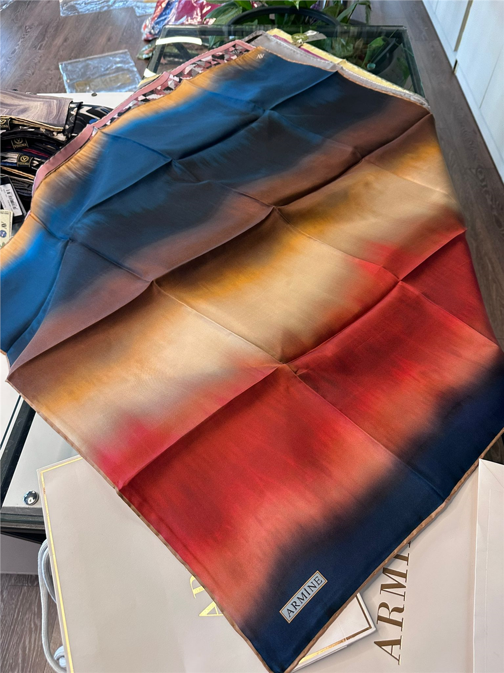 ARMİNE  %100 İPEK TWİL EŞARP