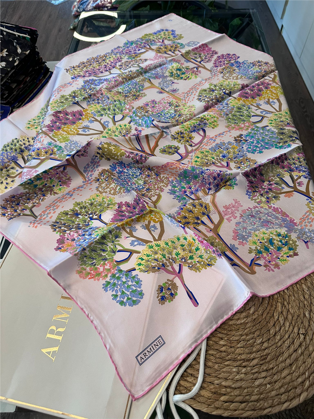 ARMİNE  %100 İPEK SURA EŞARP