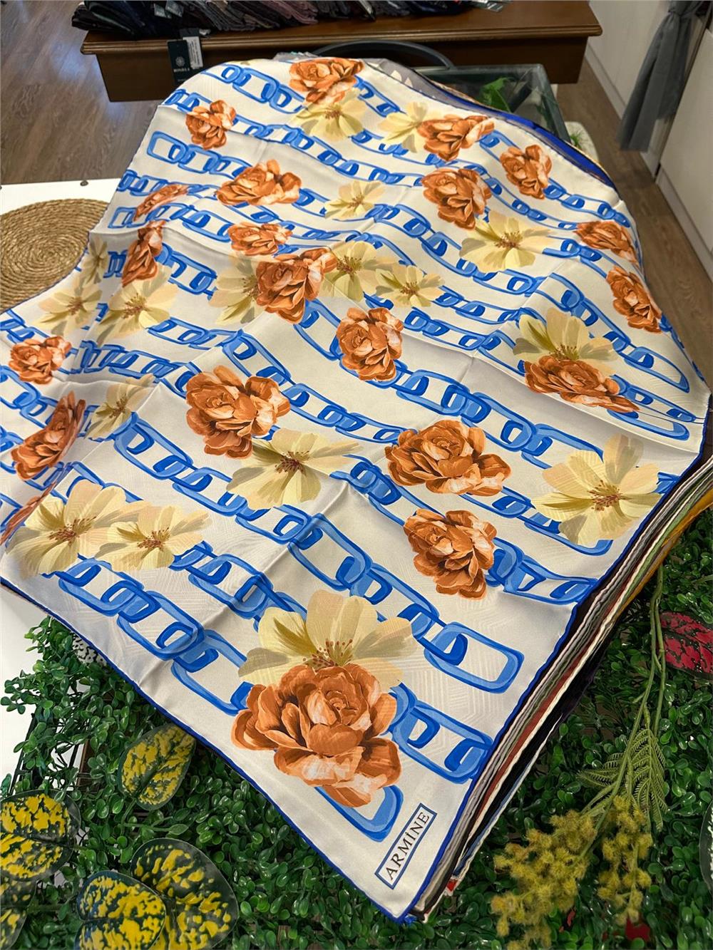 ARMİNE %100 İPEK TWİL EŞARP