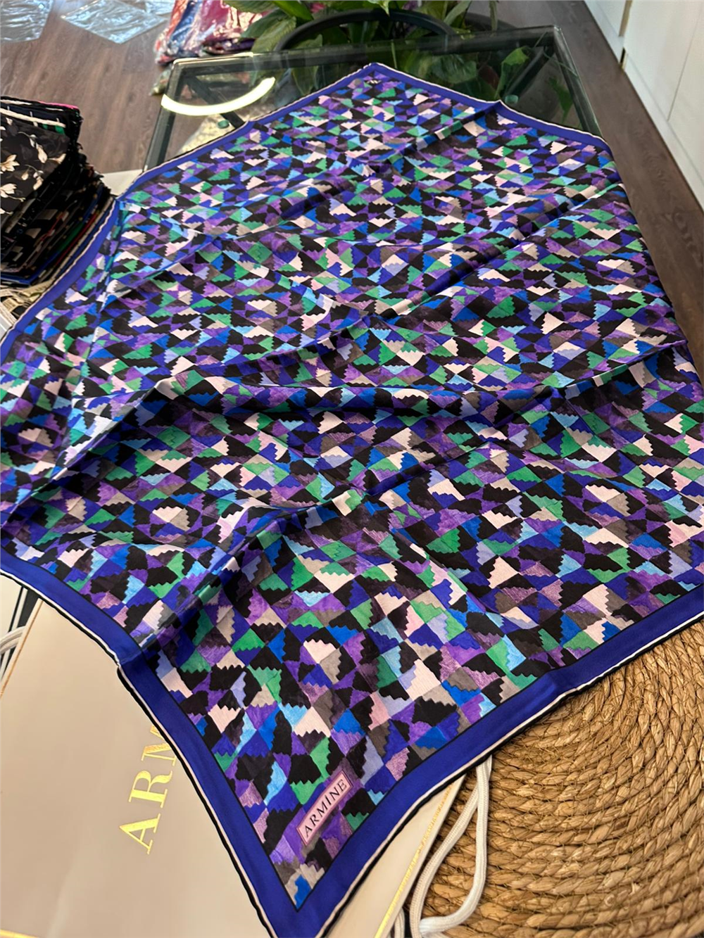 ARMİNE  %100 İPEK SURA EŞARP