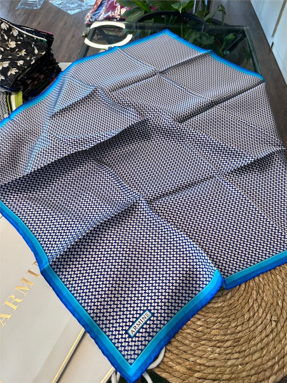 ARMİNE  %100 İPEK SURA EŞARP