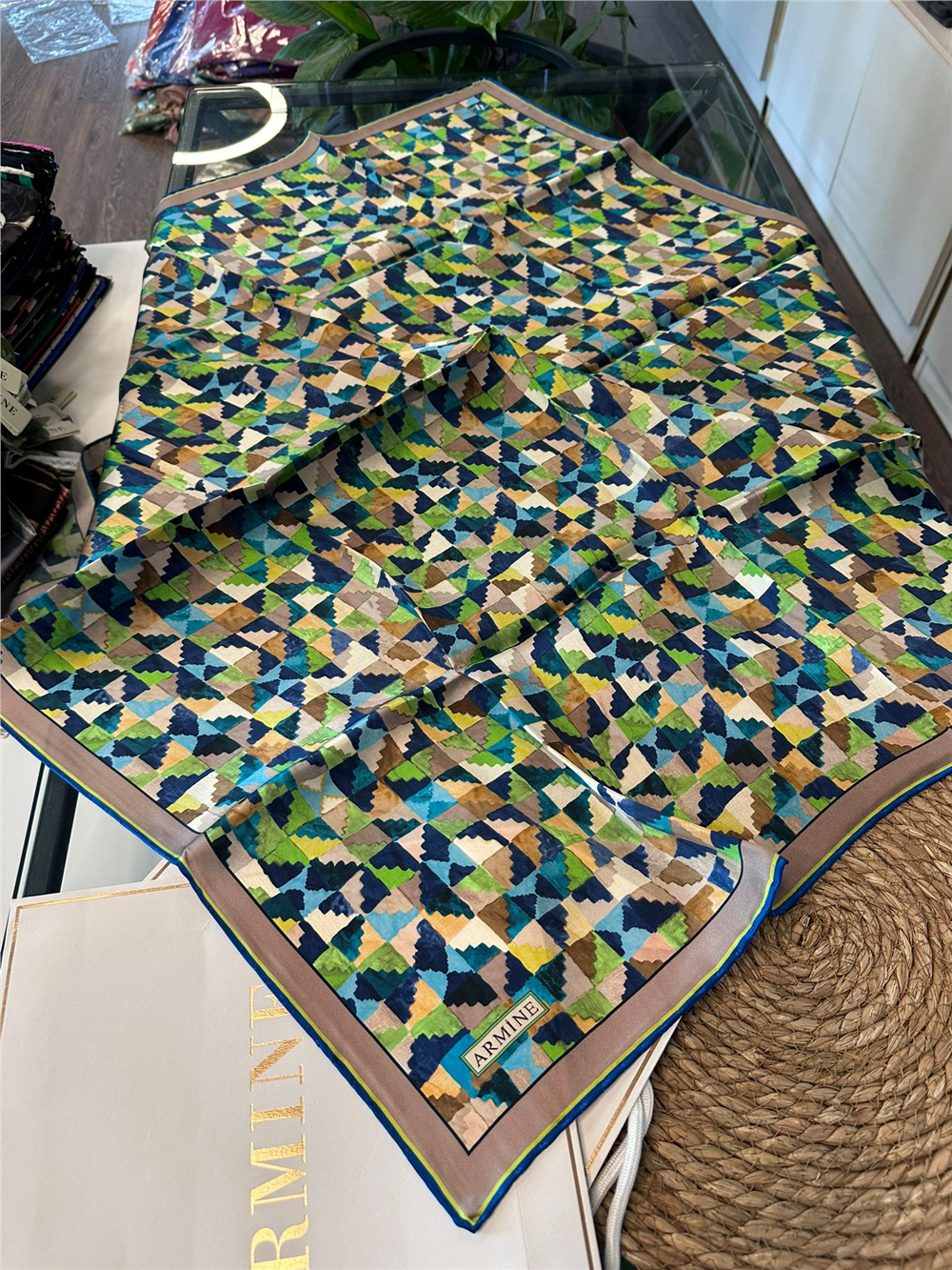 ARMİNE  %100 İPEK SURA EŞARP