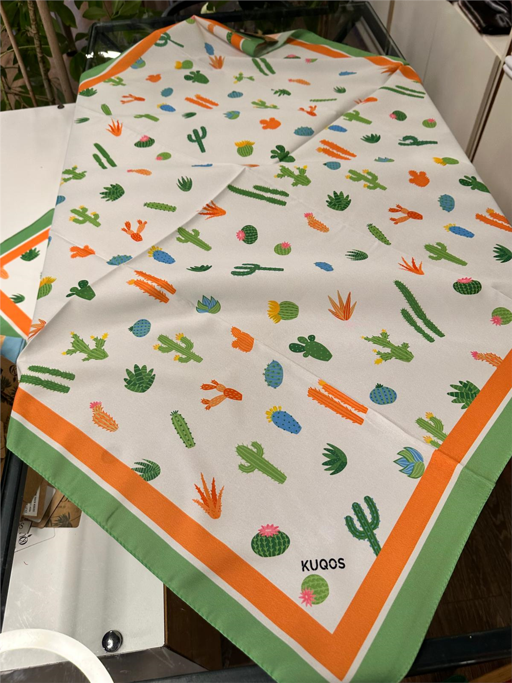KUQOS MOONS SOFT EŞARP