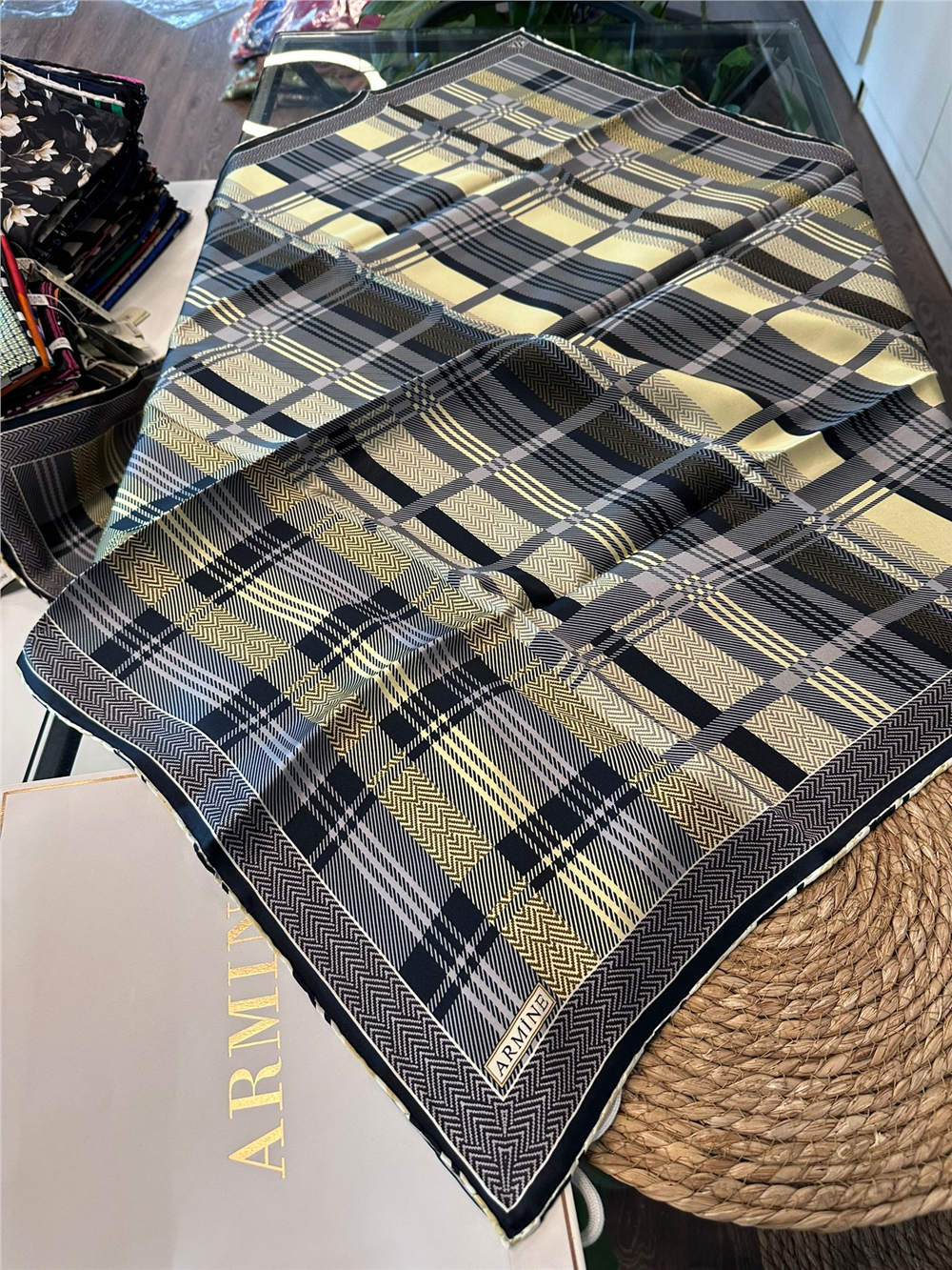 ARMİNE  %100 İPEK SURA EŞARP