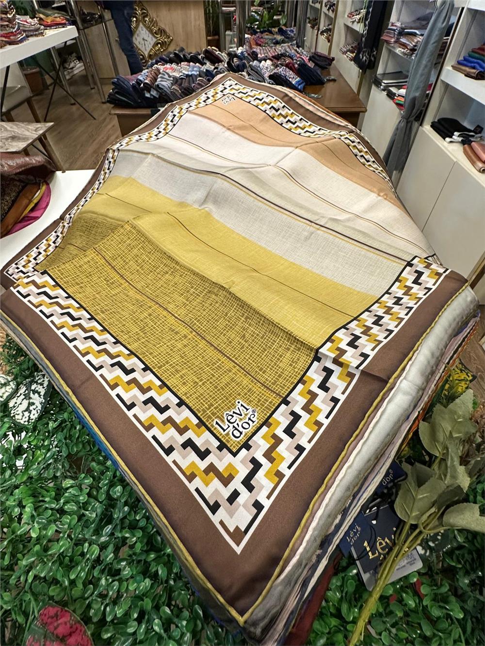 LEVİDOR ÖZEL SERİ % 100 İPEK TWİL EŞARP (NOSTALJİ)