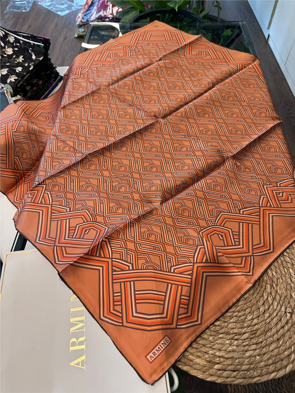 ARMİNE  %100 İPEK SURA EŞARP