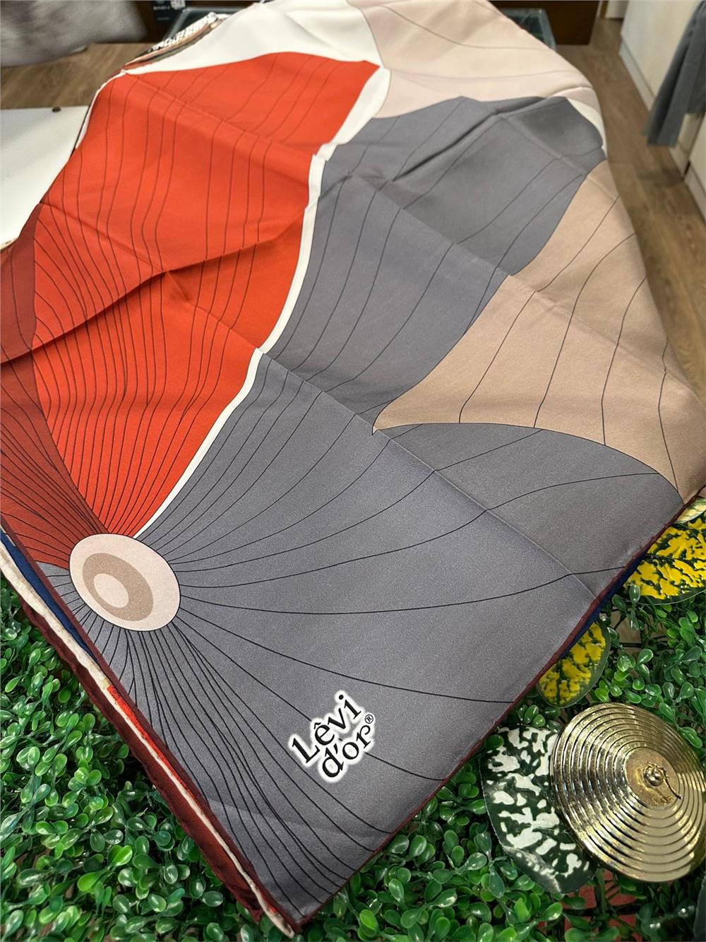 LEVİDOR ÖZEL SERİ % 100 İPEK TWİL EŞARP (NOSTALJİ)