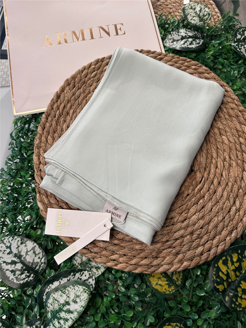 ARMİNE LYOCEL CUPRA ŞAL