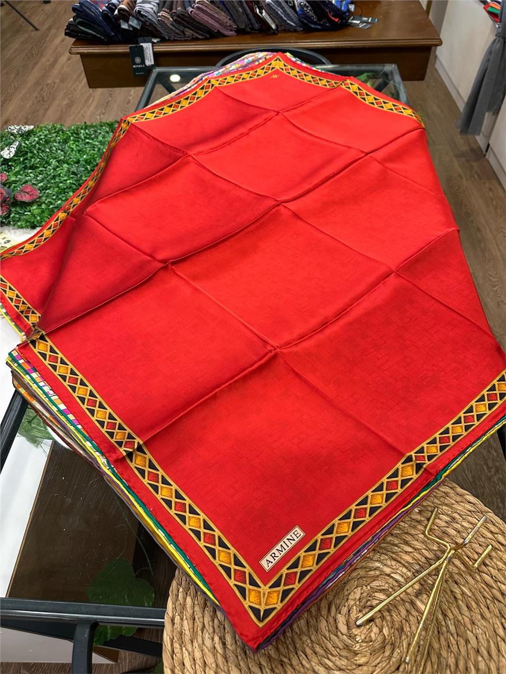 ARMİNE %100 İPEK SURA EŞARP