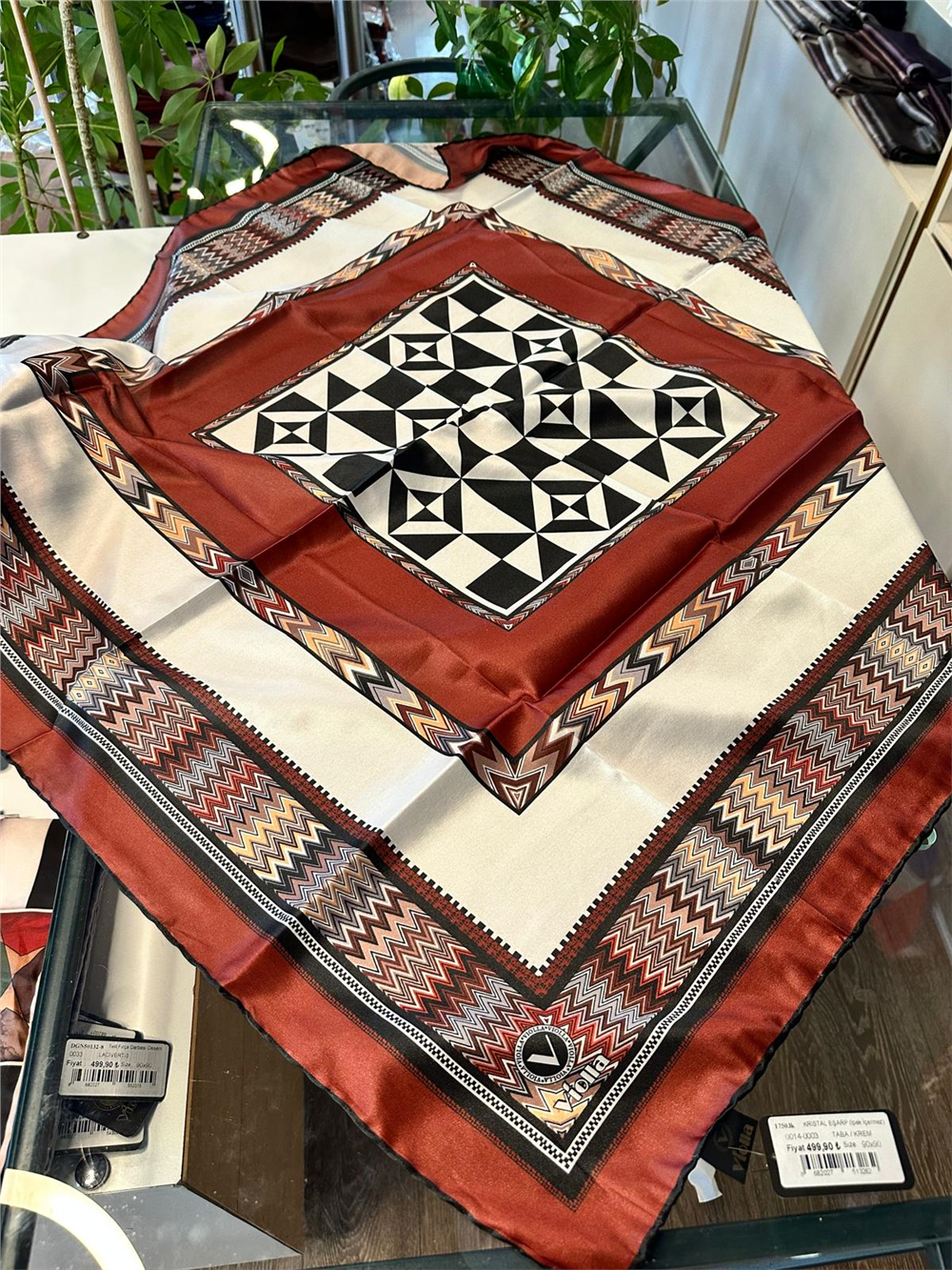 VİSSONA ÖZEL ÜRETİM VİOLLA TWİL-VUAL EŞARP