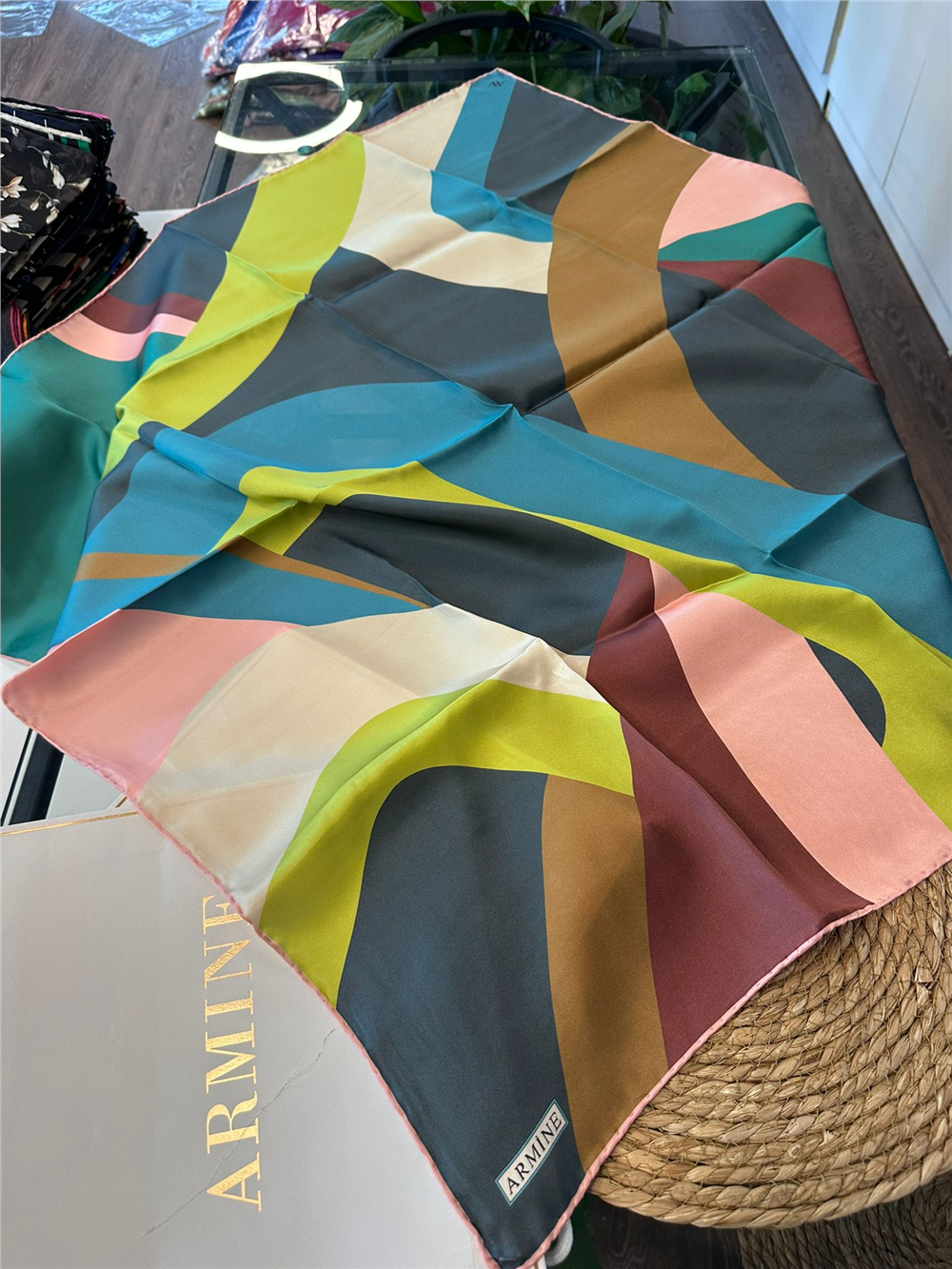 ARMİNE  %100 İPEK SURA EŞARP