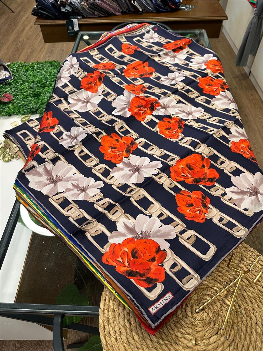 ARMİNE %100 İPEK SURA EŞARP