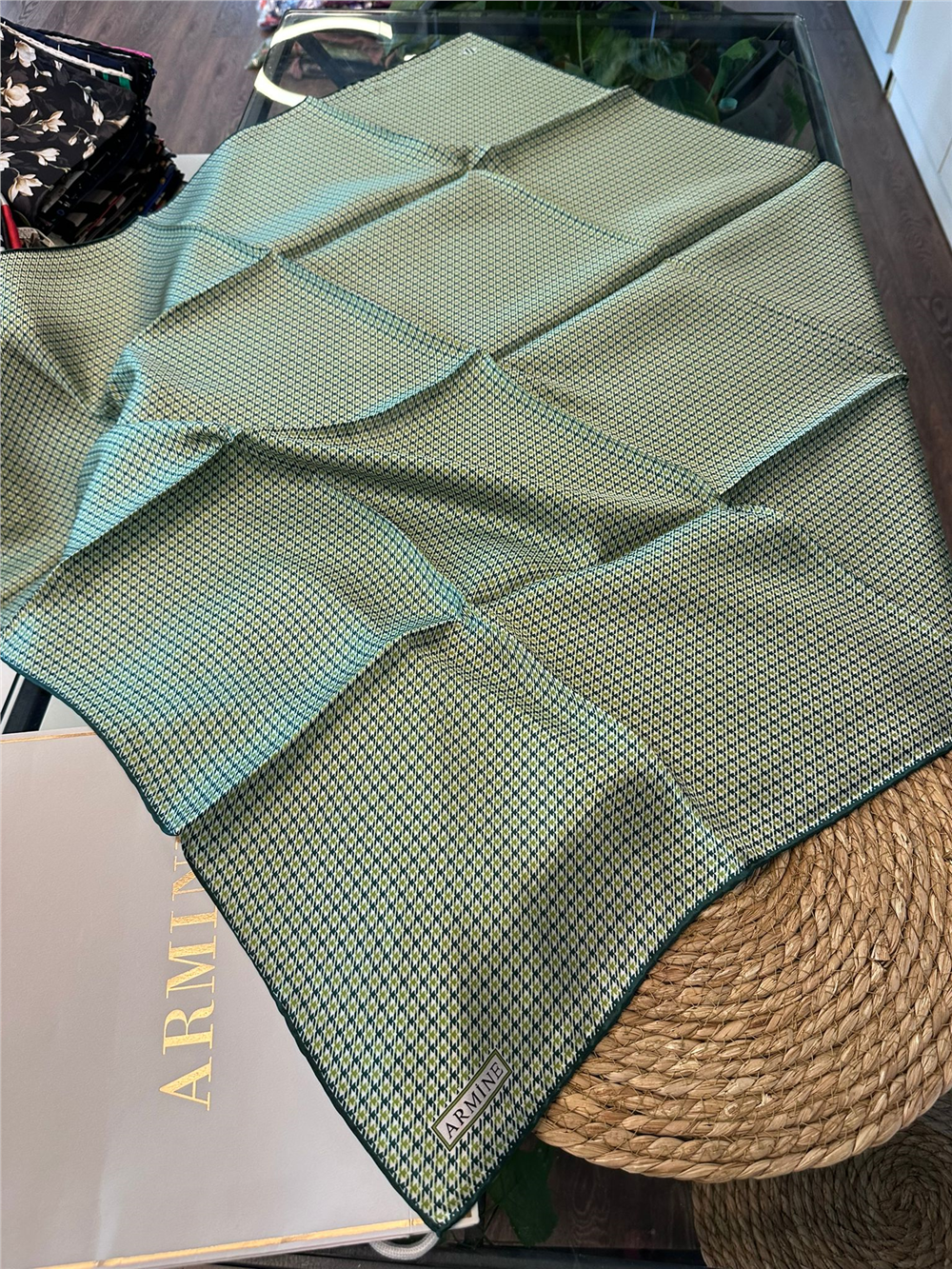 ARMİNE  %100 İPEK SURA EŞARP