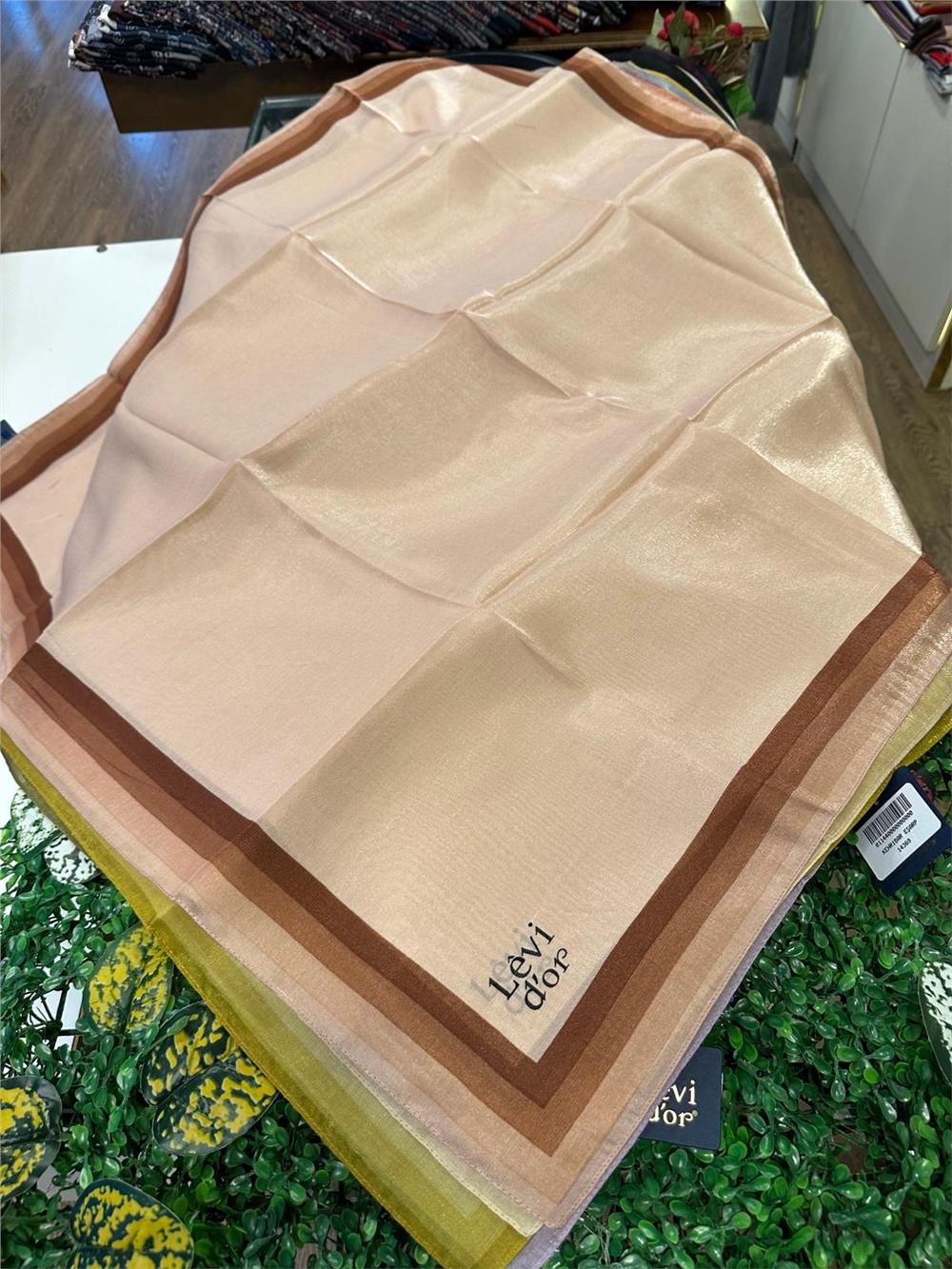 LEVİDOR -KEHRİBAR-MONOGRAM-PRAG MODAL EŞARP