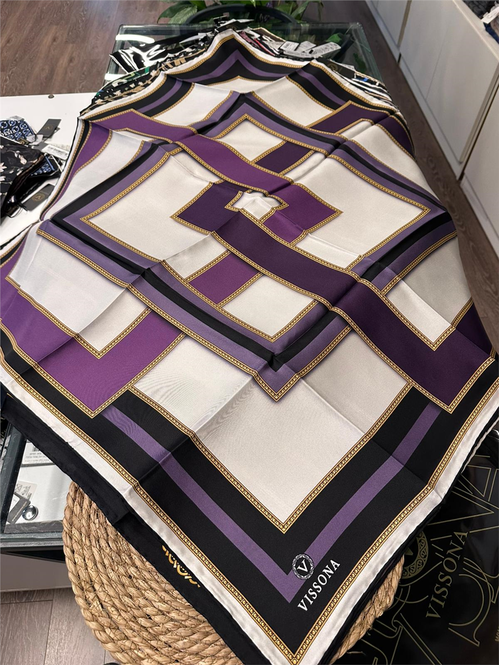 VİSSONA %100 İPEK TWİL EŞARP