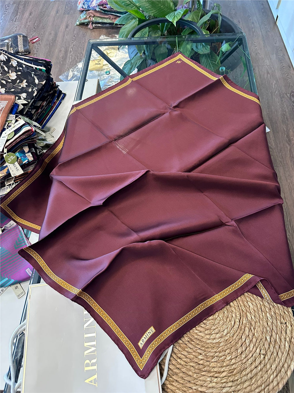 ARMİNE  %100 İPEK SURA EŞARP