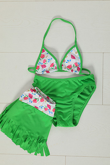 Yeşil Kız Çocuk Üçgen Kesim Baskılı Etekli Bikini Takım 478987