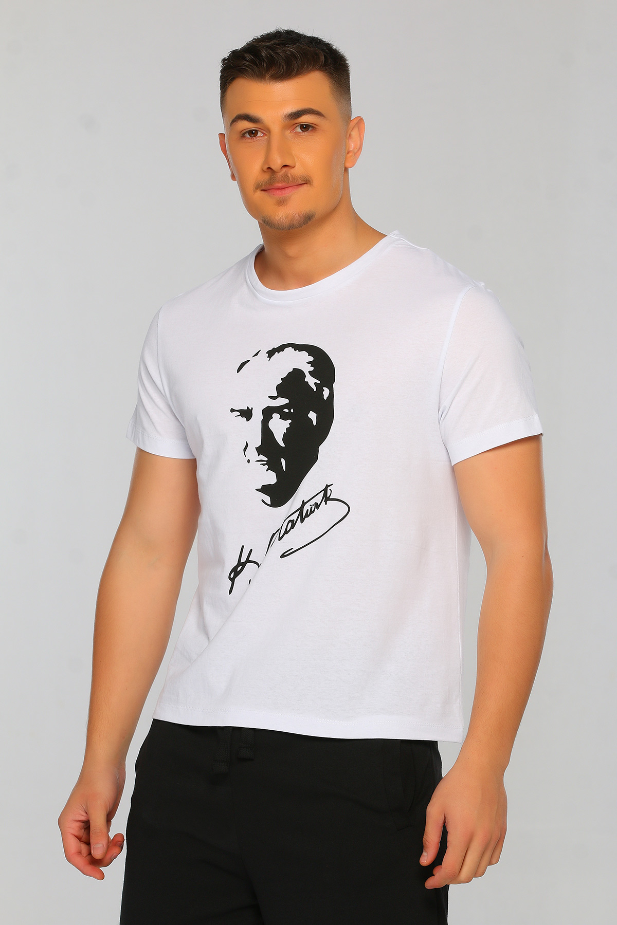 Beyaz Atatürk Baskılı Erkek T-shirt 435478- tozlu.com