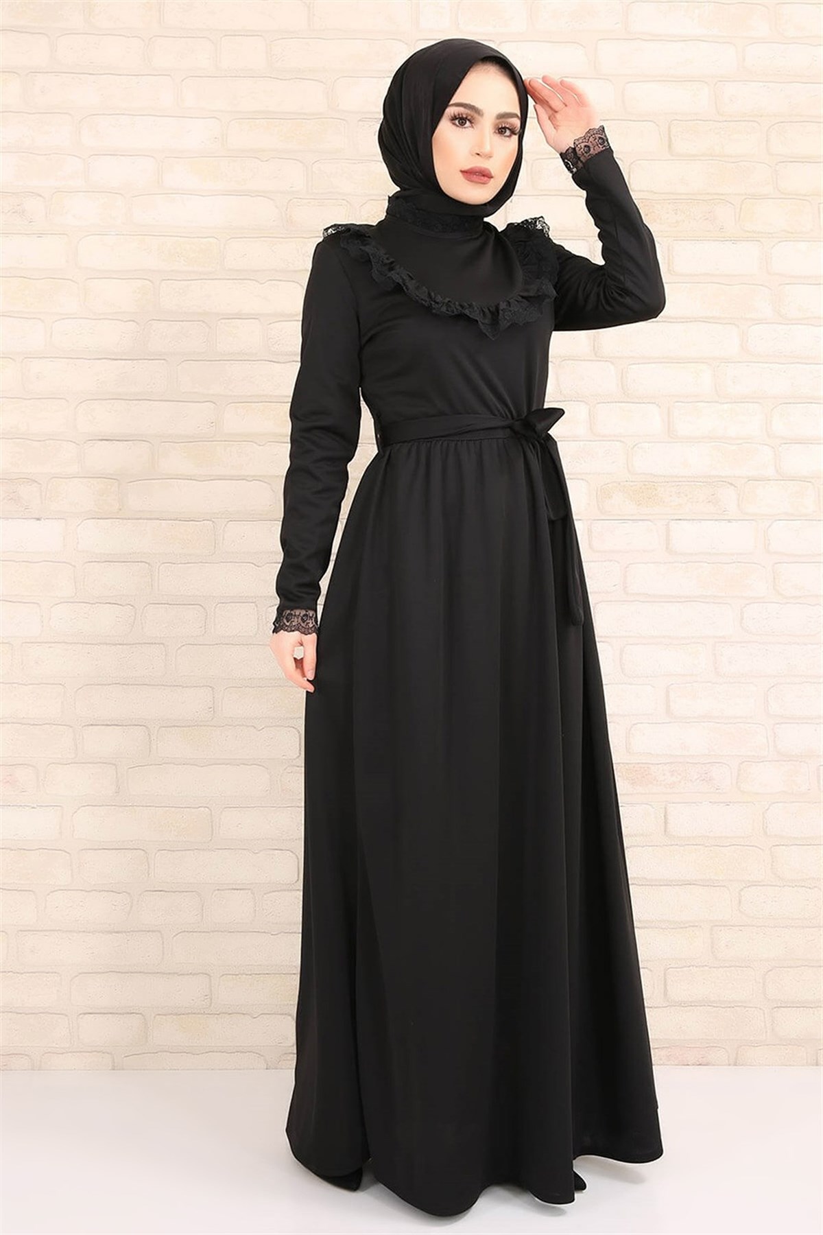 Siyah Dantelli Fırfırlı Tesettür Elbise 5627 194373- tozlu.com
