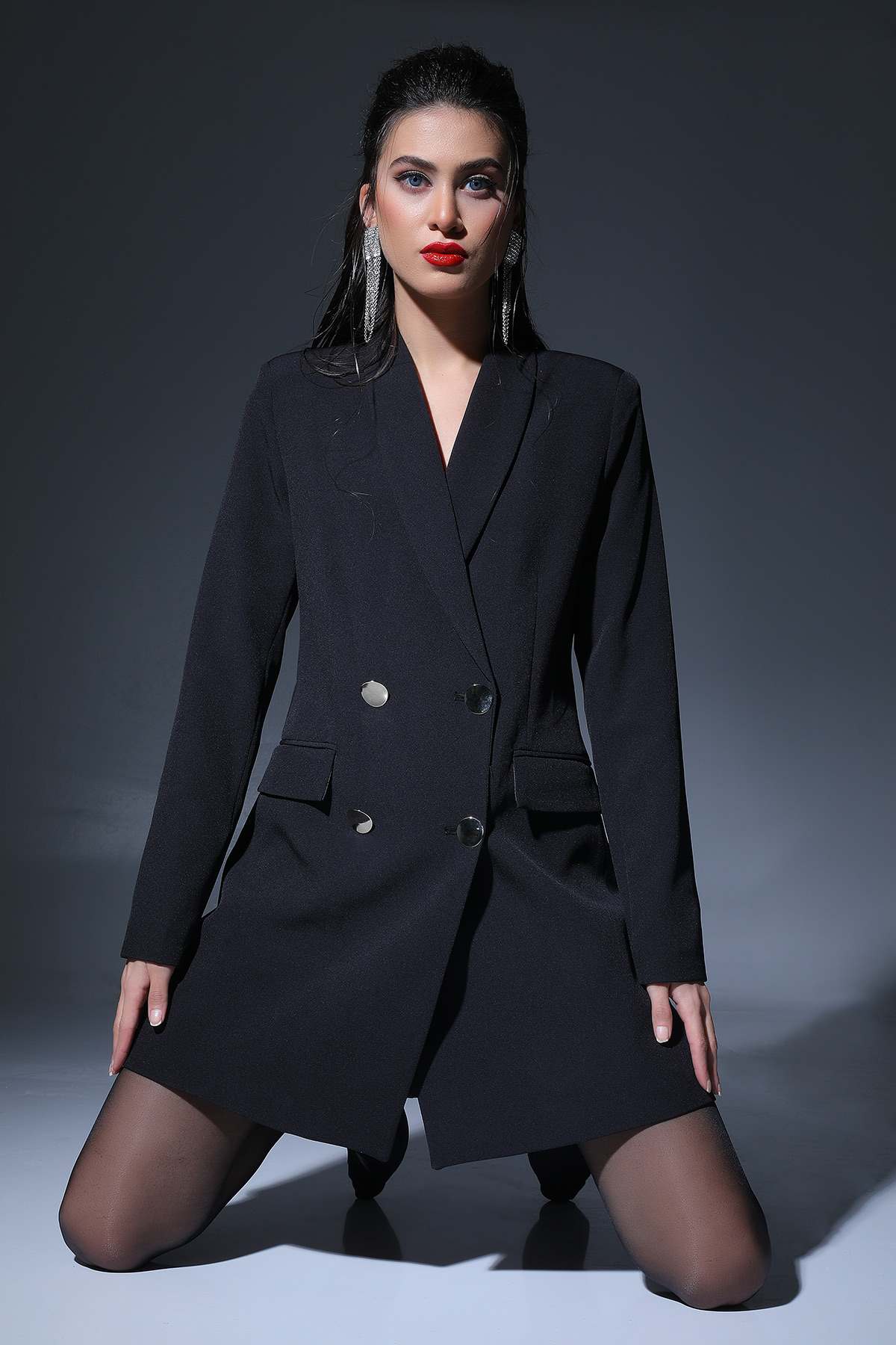 Siyah Düğme Detaylı Uzun Blazer Kadın Ceket 440901- tozlu.com