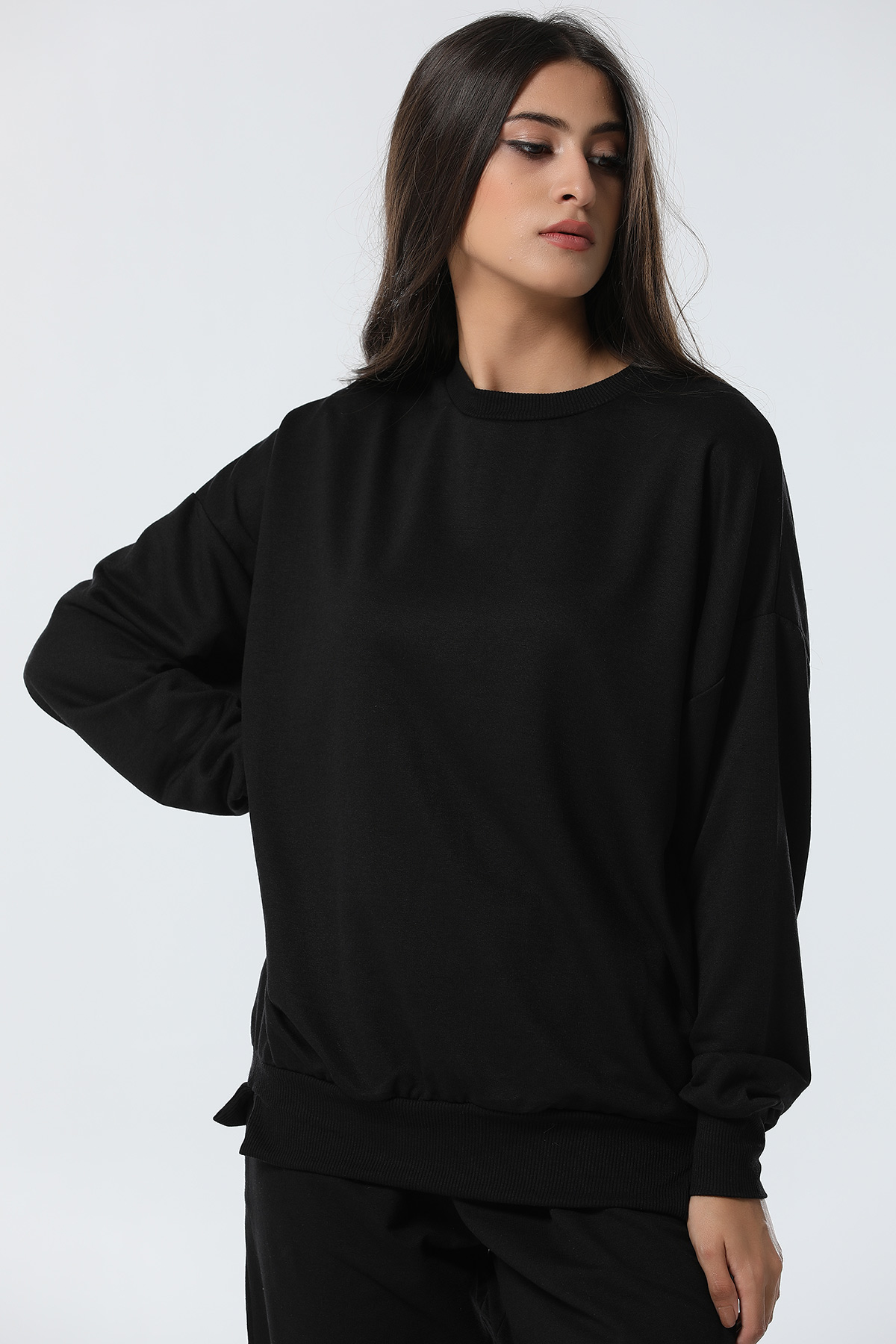 Siyah Düz Basic Sweatshirt 405873- tozlu.com