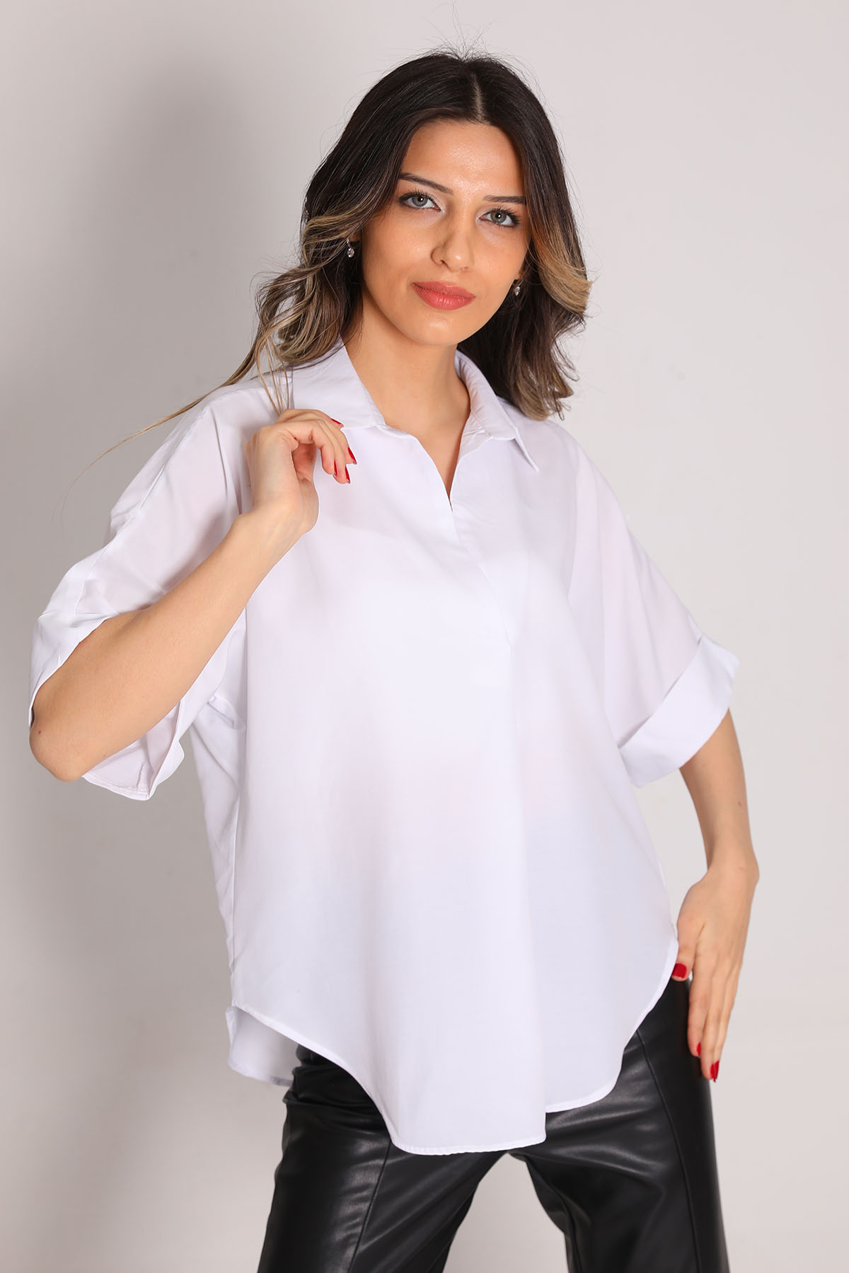 Kadın Gömlek Yaka Kısa Kollu Bluz Beyaz 496476 - tozlu.com