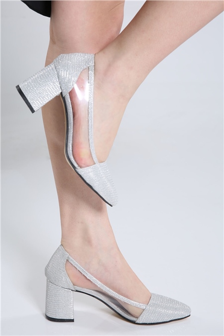 GümüşŞeffaf Kadın Sivri Burun Şeffaf Detaylı Kalın Topuk Ayakkabı