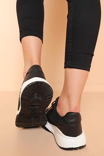 Bağcıklı Kadın Spor Ayakkabı