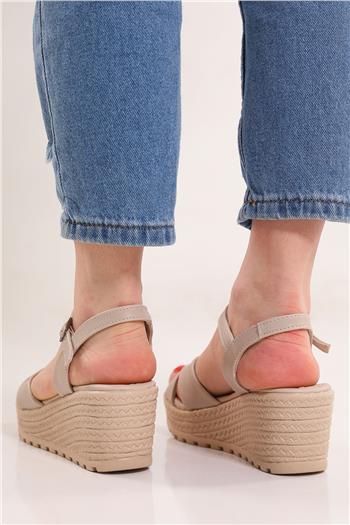 Bejderili Kadın Çapraz Bant Dolgu Topuk Sandalet