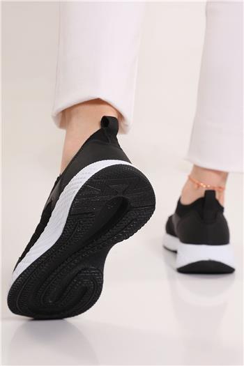 Kadın Lastik Bağcıklı Günlük Spor Ayakkabı Siyah