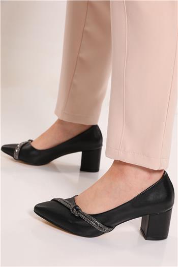Kadın Taş Detaylı Kalın Topuklu Ayakkabı Siyah