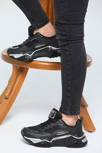 Siyah Bağcıklı Kadın Spor Ayakkabı 461232