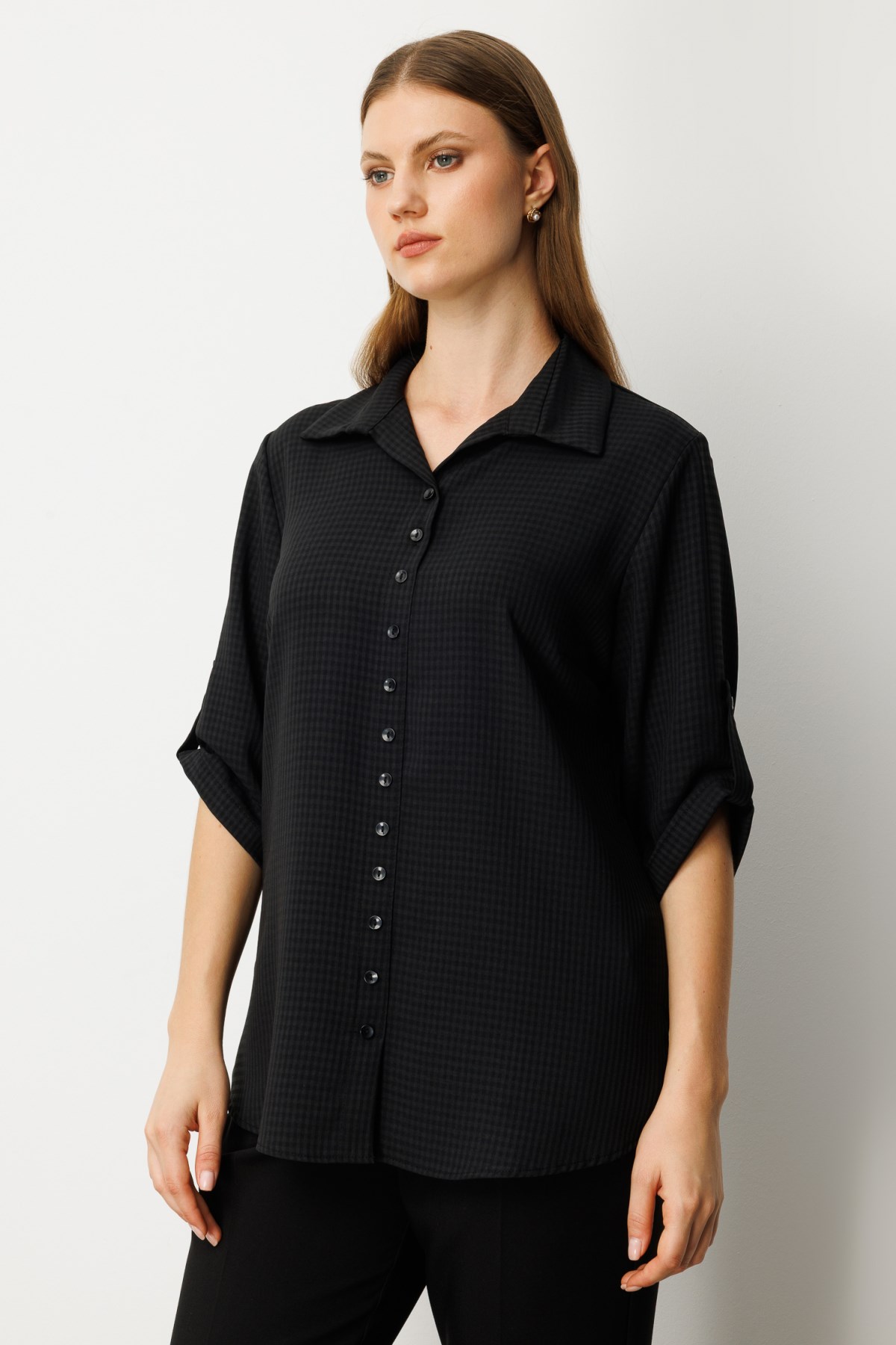 2026 İlkbaharMI BLUZ YAKALI KOL KATLAMALI COK DUGMELIMI5054984528