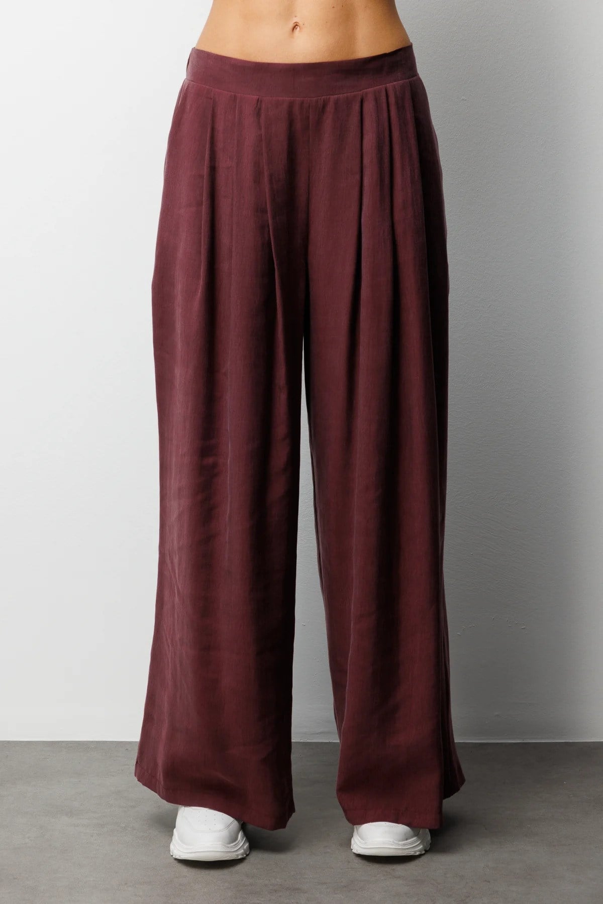 PantolonOn Fashion PANTOLON PİLELİ BOL PAÇAON FASHION5012772332