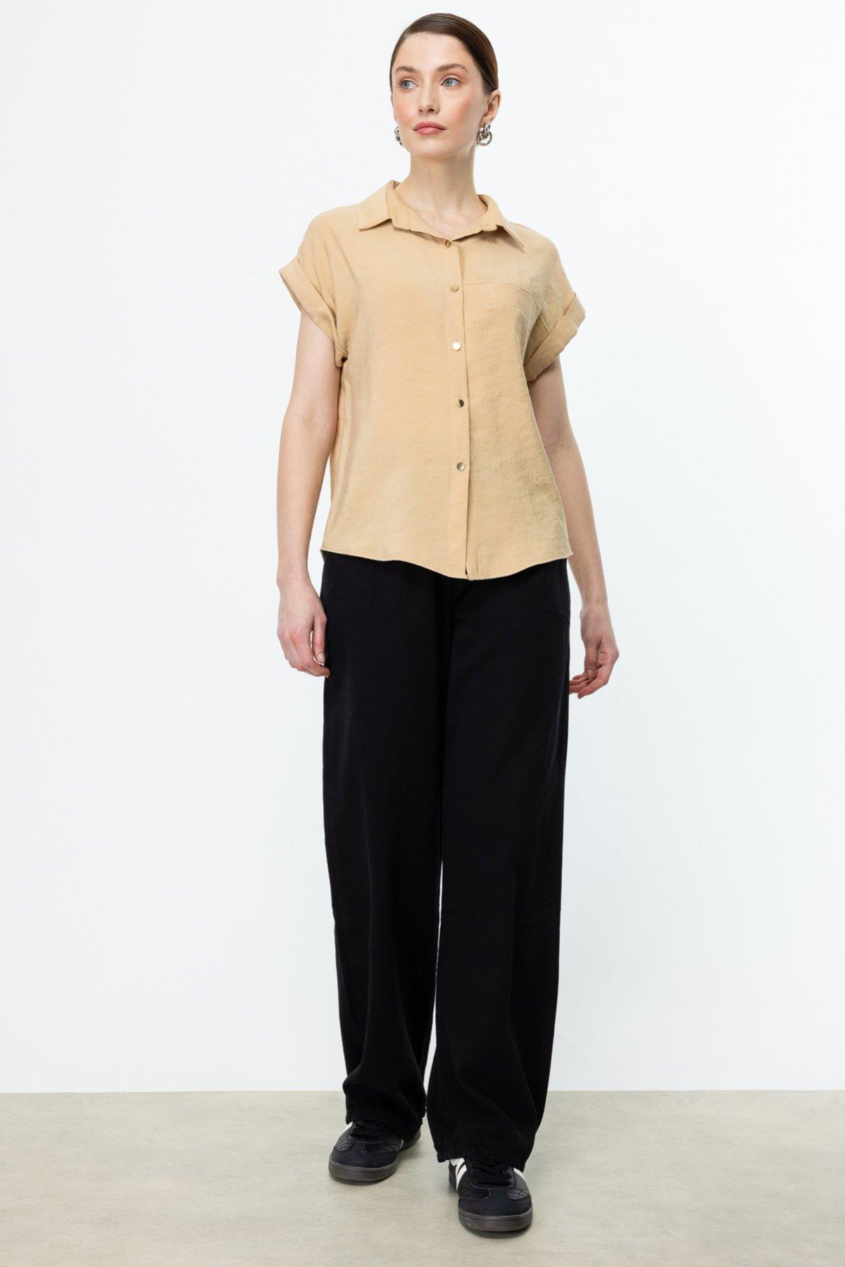 2025 İLKBAHAROn Fashion TEK  CEPLİ KISA KOL GÖMLEKON FASHION4812754405