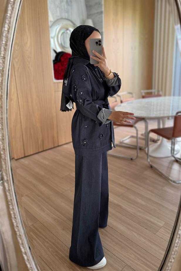 3 Boyutlu Çiçek Detay Kot Takım - Lacivert