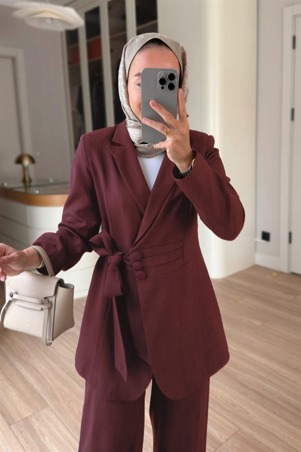 Bel Detaylı Vatkalı Ceketli Takım - Bordo