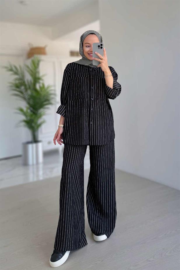Bol Paça Çizgili Takım - Siyah