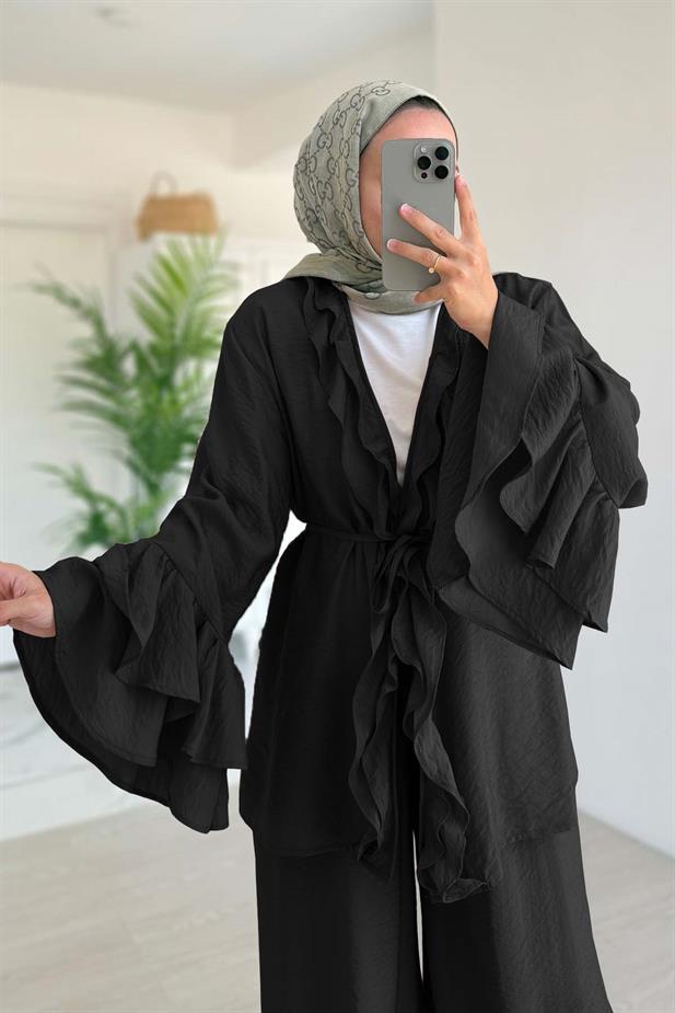 Fırfır Detaylı Volan Kollu Takım - Siyah