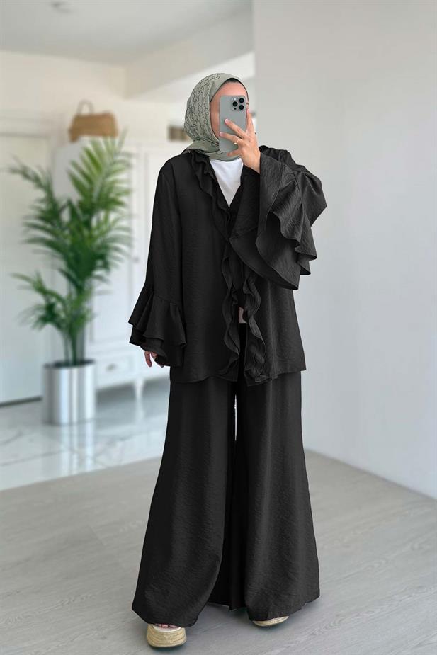 Fırfır Detaylı Volan Kollu Takım - Siyah