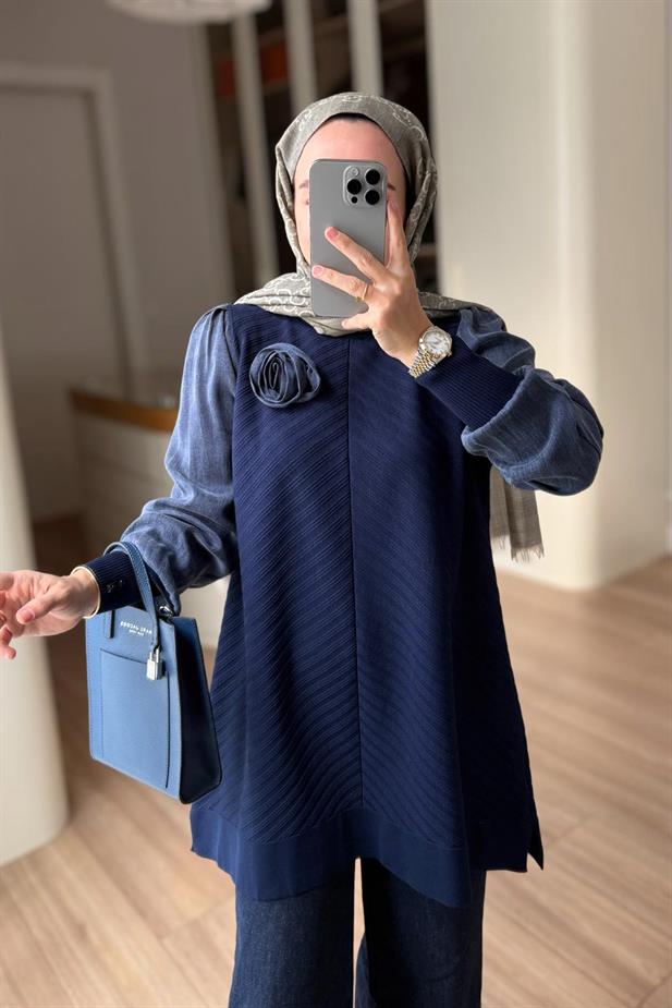 Gül Detay Merserize Tunik - Lacivert