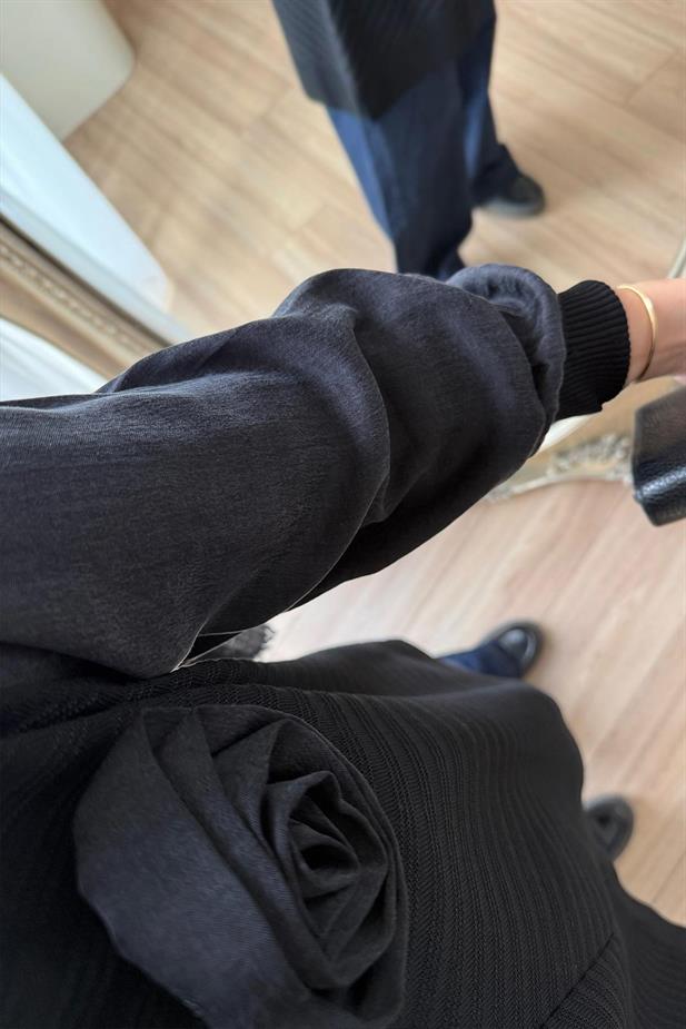 Gül Detay Merserize Tunik - Siyah