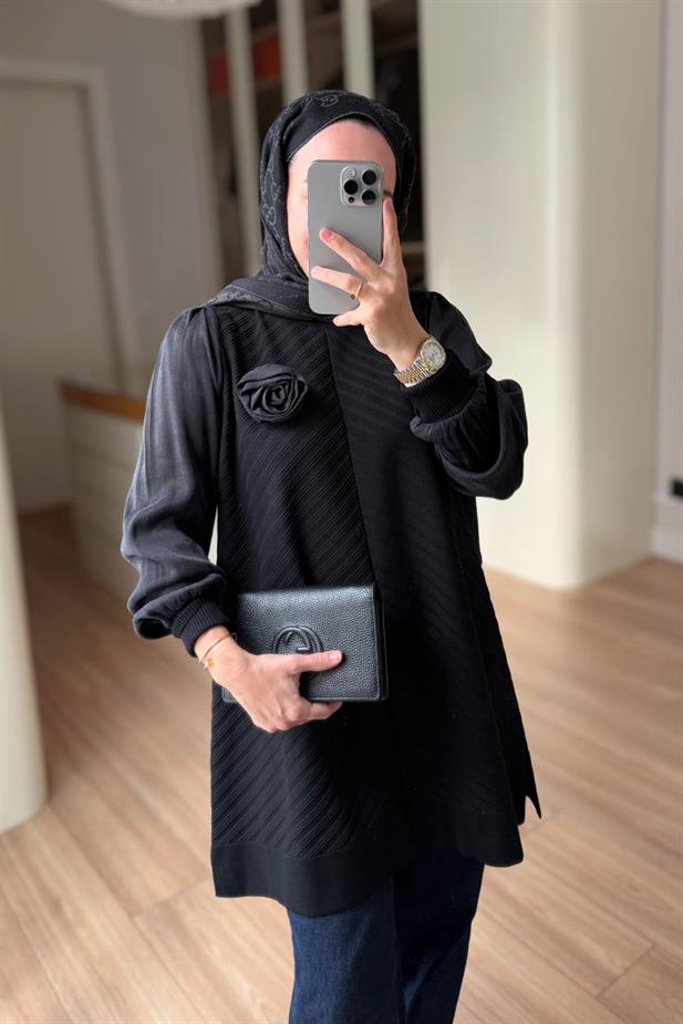 Gül Detay Merserize Tunik - Siyah