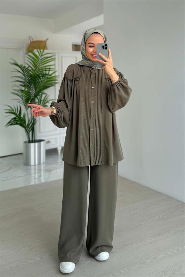 Işıltılı Pilise Detaylı Takım - Haki