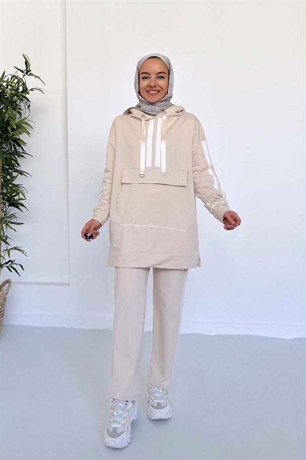 Kanguru Cep Şerit Detay İki İplik Takım - Bej