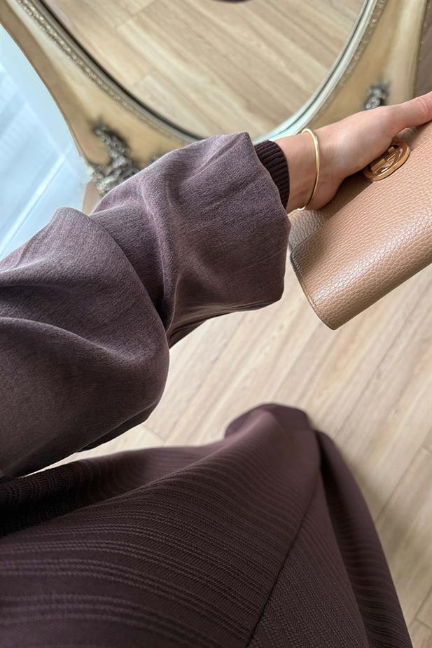 Kendinden Desenli Yarım Balıkçı Merserize Elbise - Kahverengi