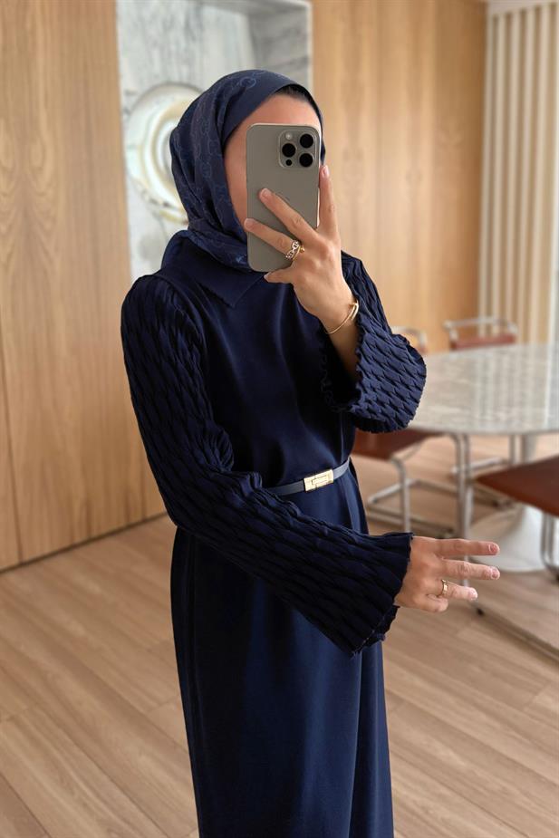 Kol Detaylı Kemerli Merserize Elbise - Lacivert