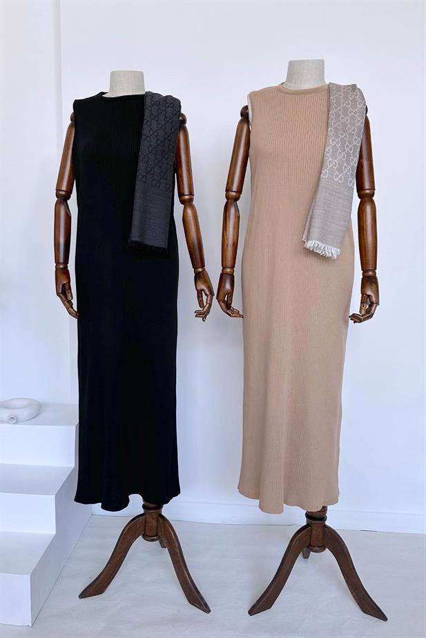 Merserize Kolsuz Elbise - Siyah