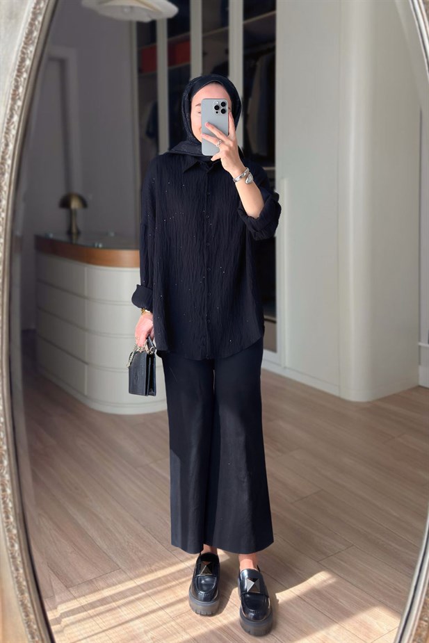 Nakışlı Pul Detay Oversize Gömlek - Siyah